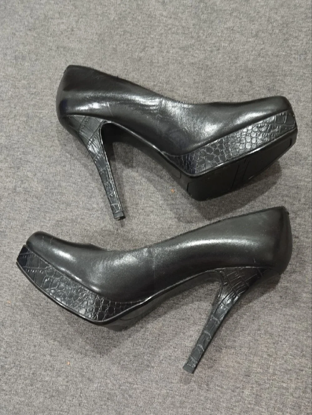 Nine West Black Leather Square-Toe Pumps